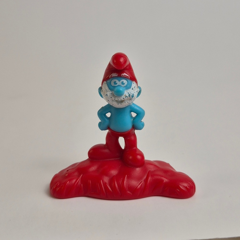 McDonalds Papa Smurf 2017 Happy Meal Toy Figure Smurfs The Lost Village Red Base
